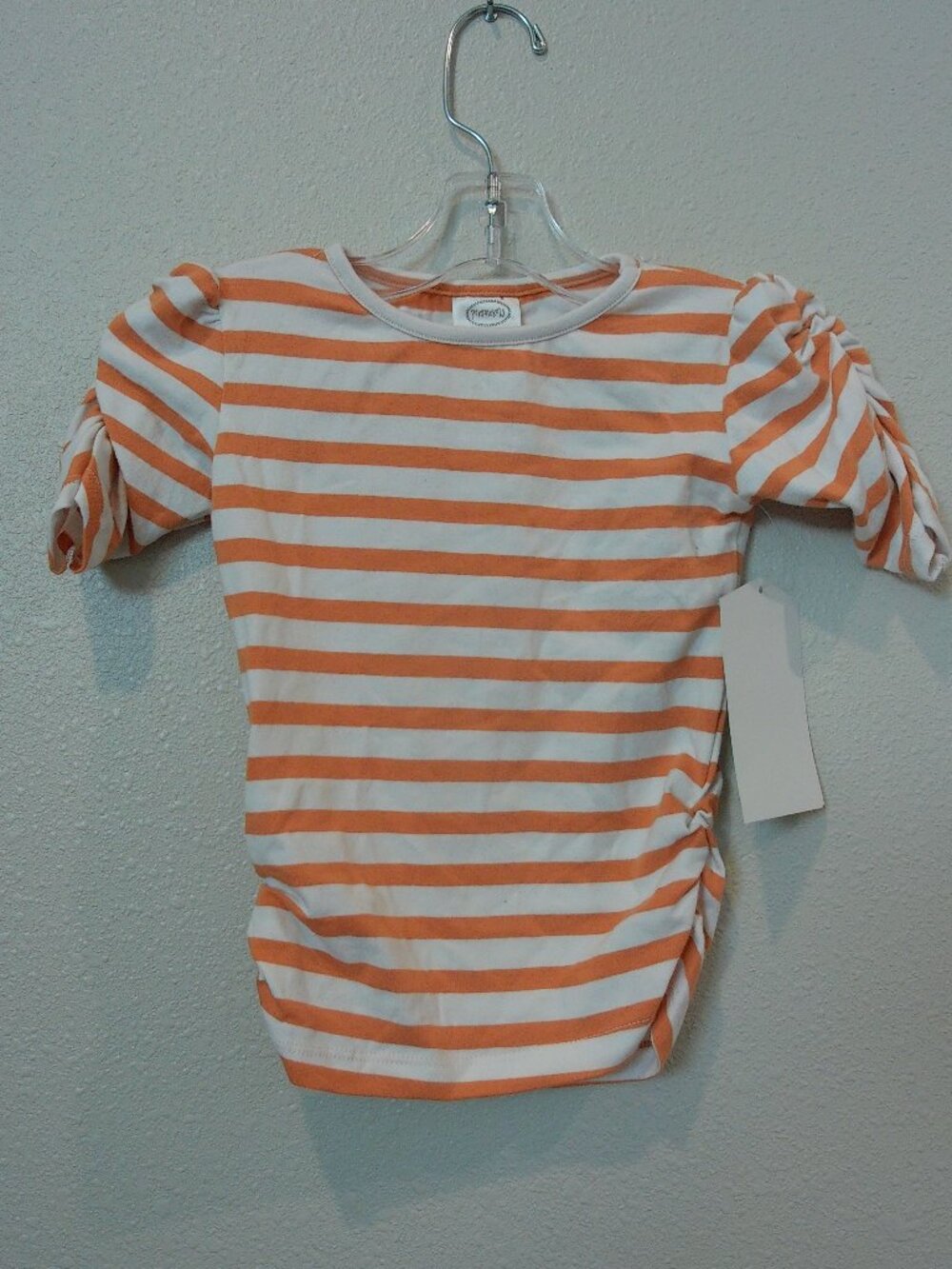 Persnickety top with gathered sleeve